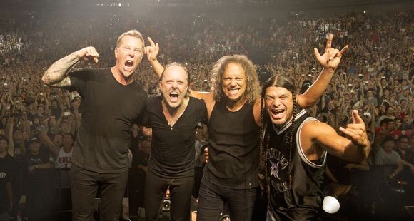 Работа над новым альбом группы Metallica завершится летом