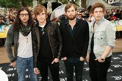 Гитарист Kings of Leon, Метью Фолоуил (Matthew Followill) и его жена ждут ребёнка.