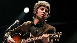 Ноель Галахер (Noel Gallagher) женился на Саре Макдональд (Sara MacDonald) 