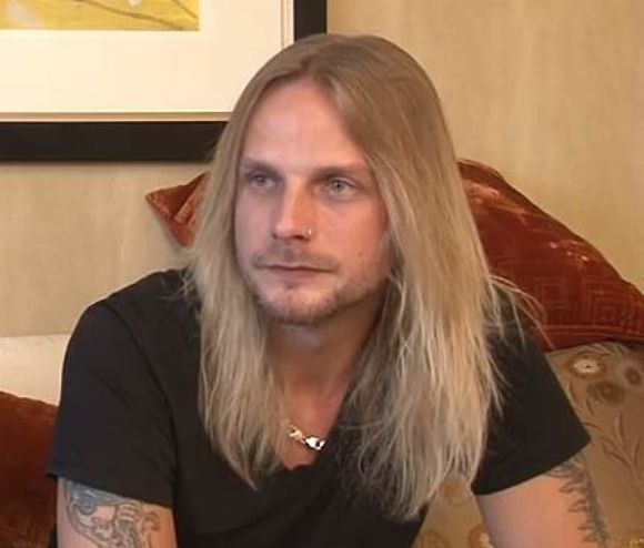 Ричи Фолкнер из Judas Priest рассказал о своей любви к гитарам Gibson