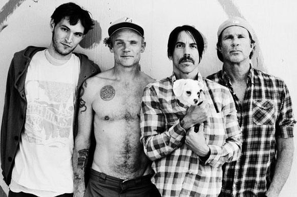  Red Hot Chili Peppers записывают новый альбом с продюсером Gorillaz 